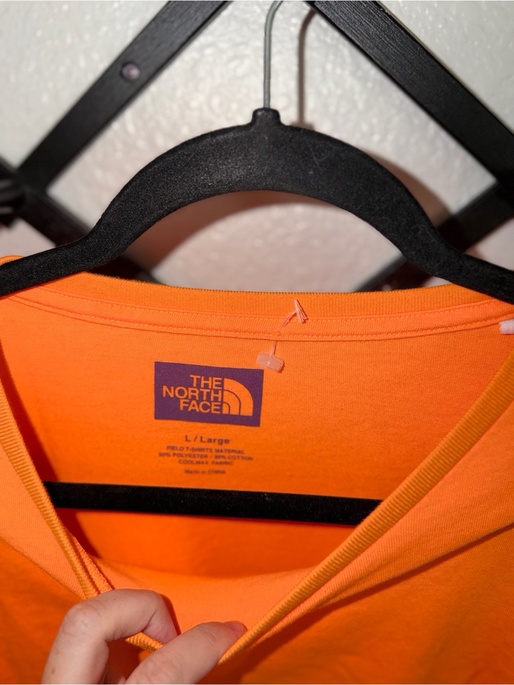 The North Face Orange Crew Neck T Shirt Men’s Large Short Sleeve Casual Tee - Picture 3 of 4